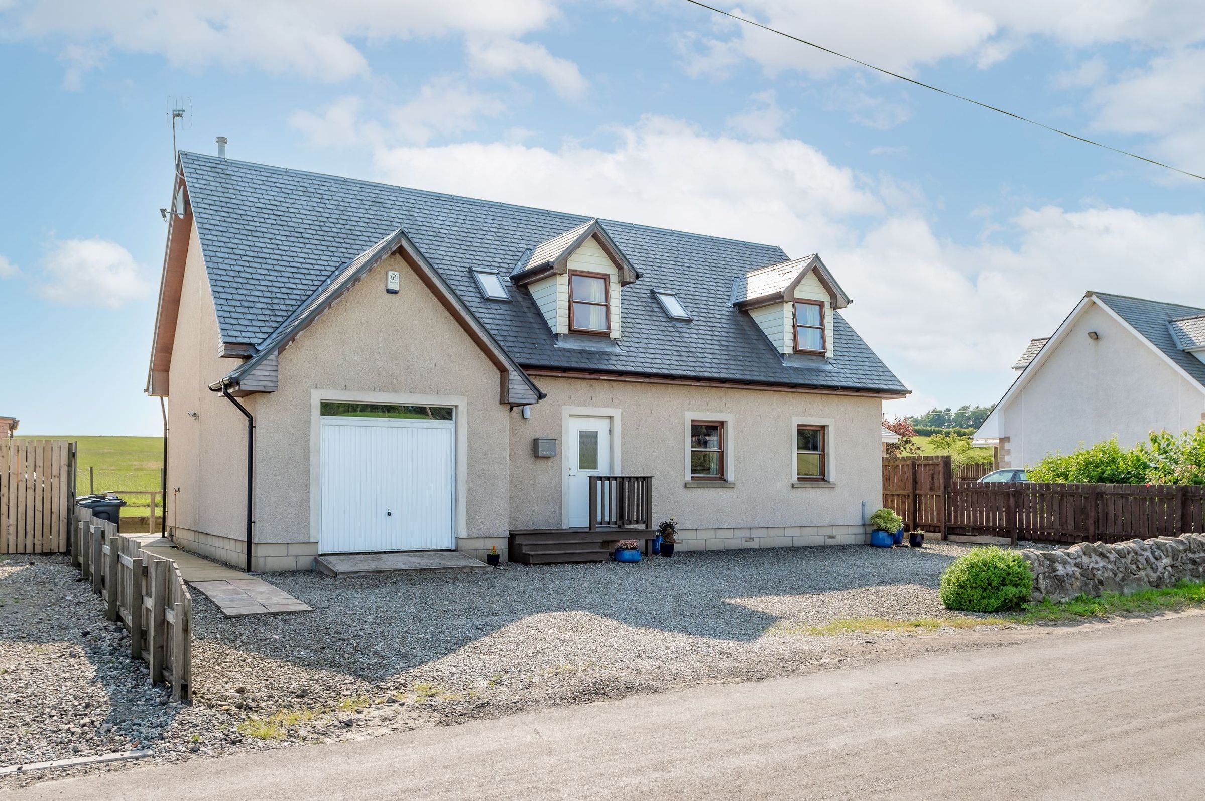 4 bed detached house for sale in 2 Bore Row, Plean FK7 Zoopla