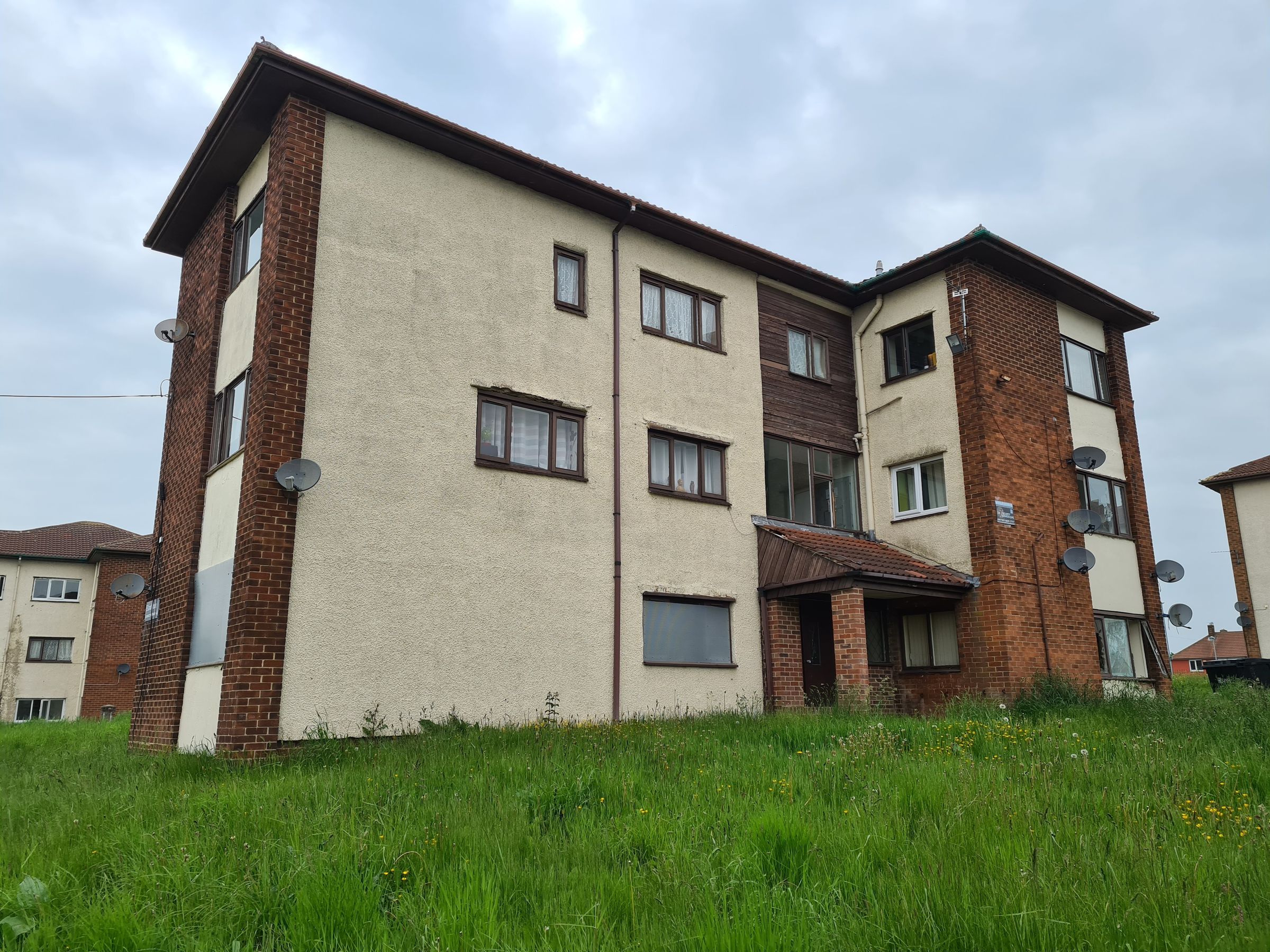 Apartment 6 Elland House, Kingsdale Court, Leeds, West Yorkshire LS14  