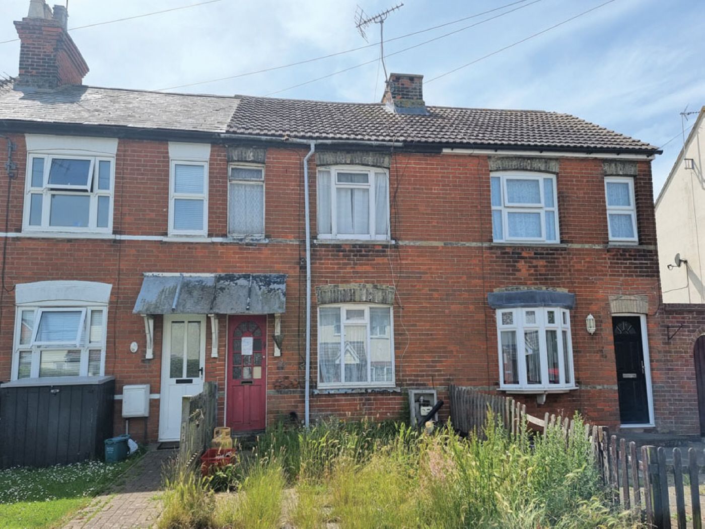 2 bed terraced house for sale in Pole Barn Lane, FrintonOnSea CO13