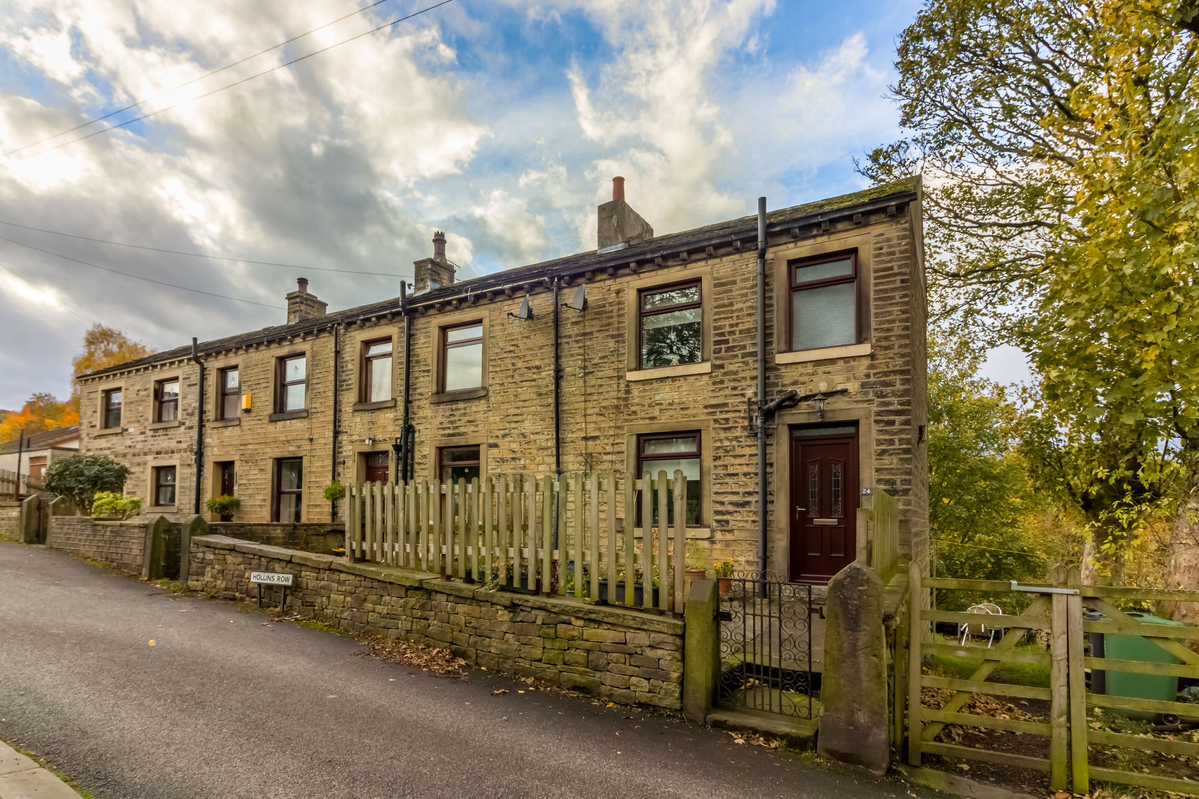 2 bed cottage for sale in Hollins Row, Slaithwaite, Huddersfield HD7