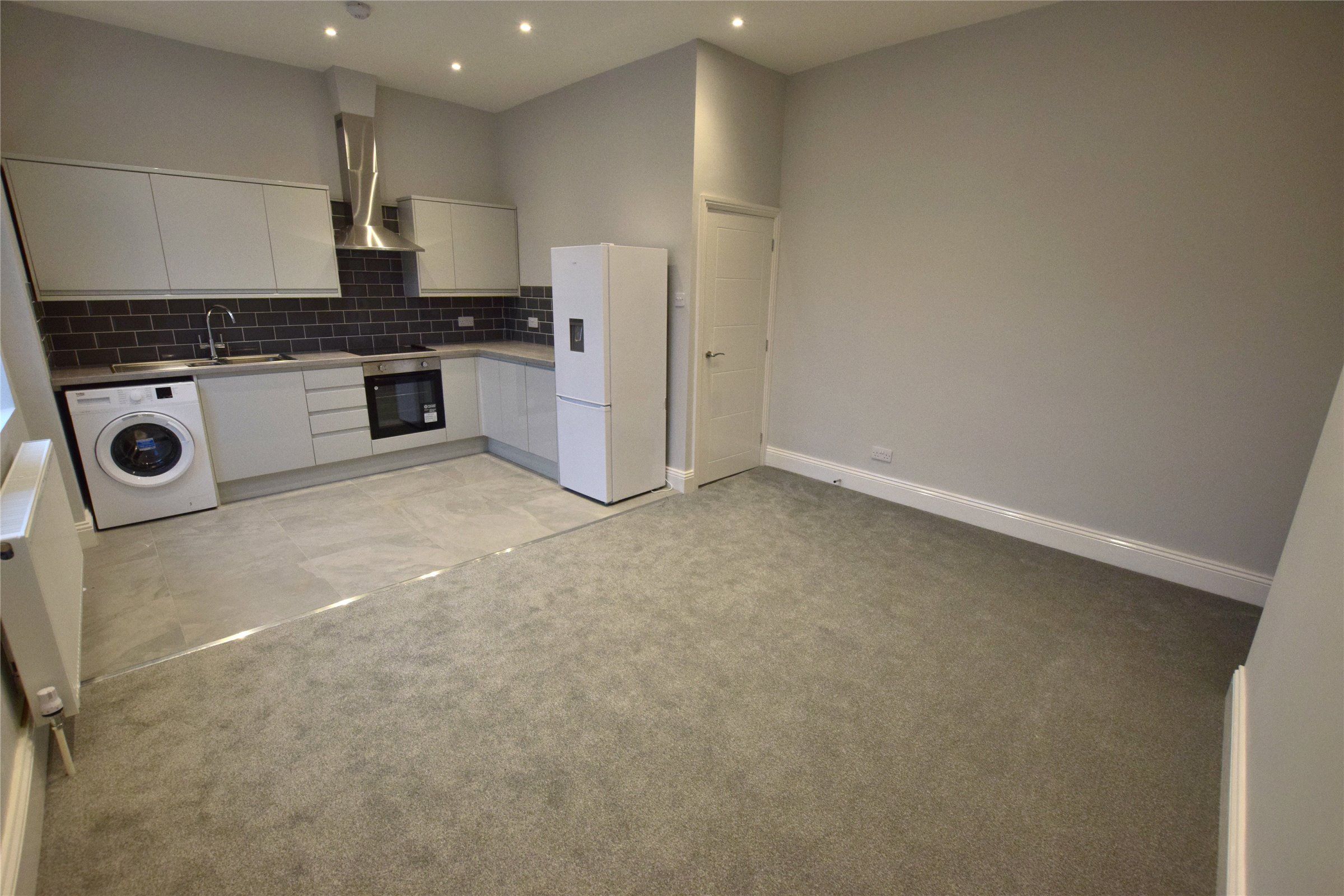 2 bed flat to rent in Eastbourne Avenue, Gateshead NE8 Zoopla