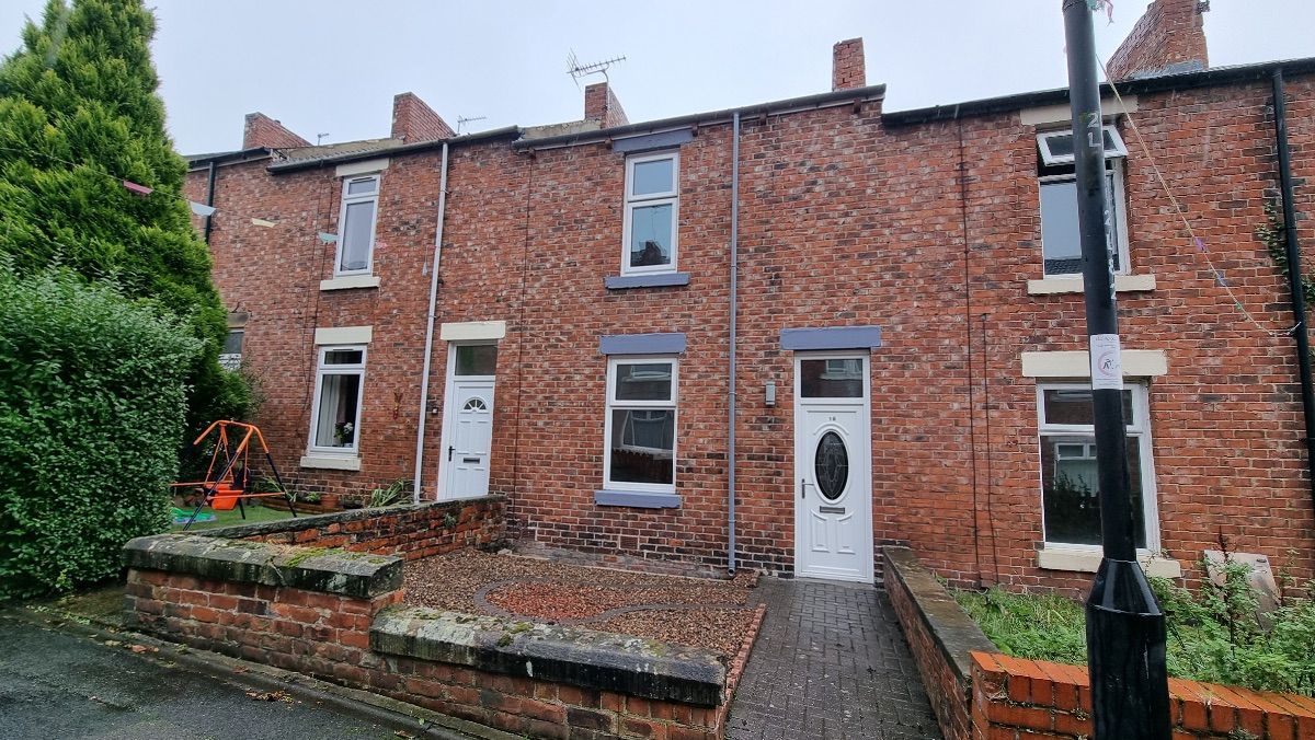 2 bed terraced house to rent in Lesbury Street, Lemington, Newcastle