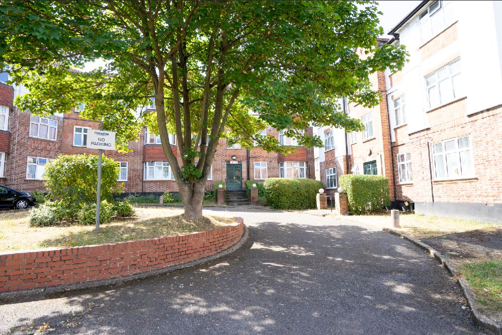 2 bed flat for sale in Colney Hatch Lane, London N10 Zoopla