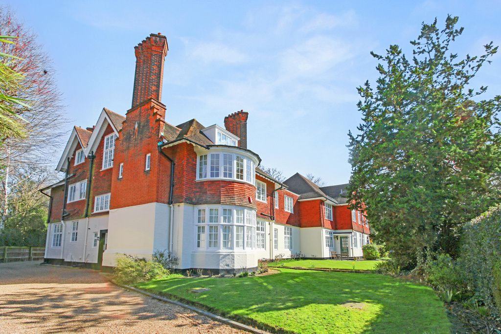 3 bed flat for sale in Wilderness Road, Chislehurst BR7 Zoopla