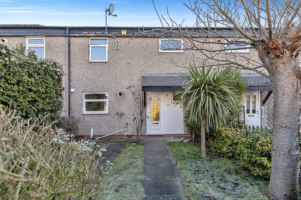 3 bed terraced house to rent in Featherstone Drive, Glen Parva