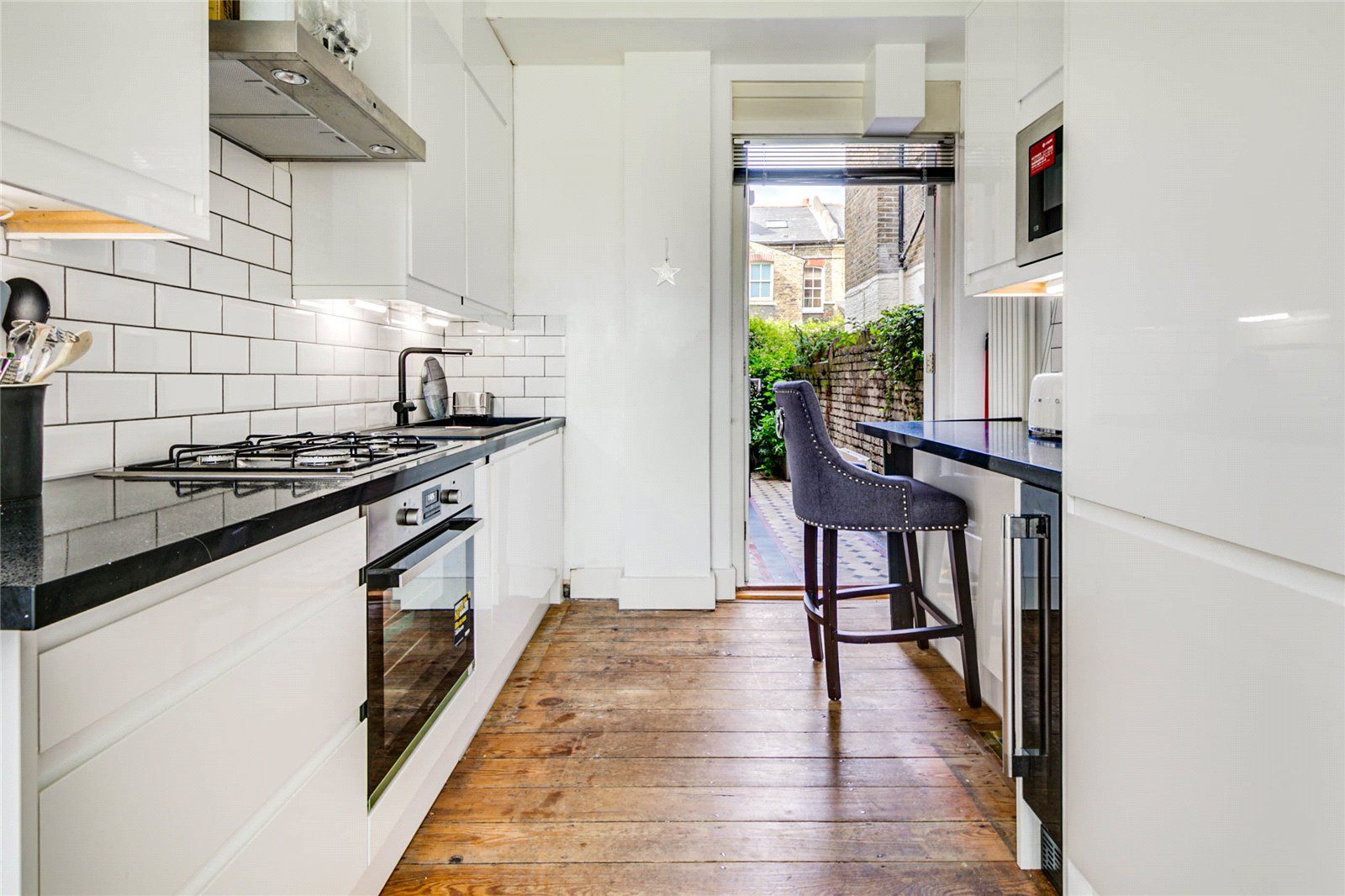 Buer Road, Parsons Green, London SW6