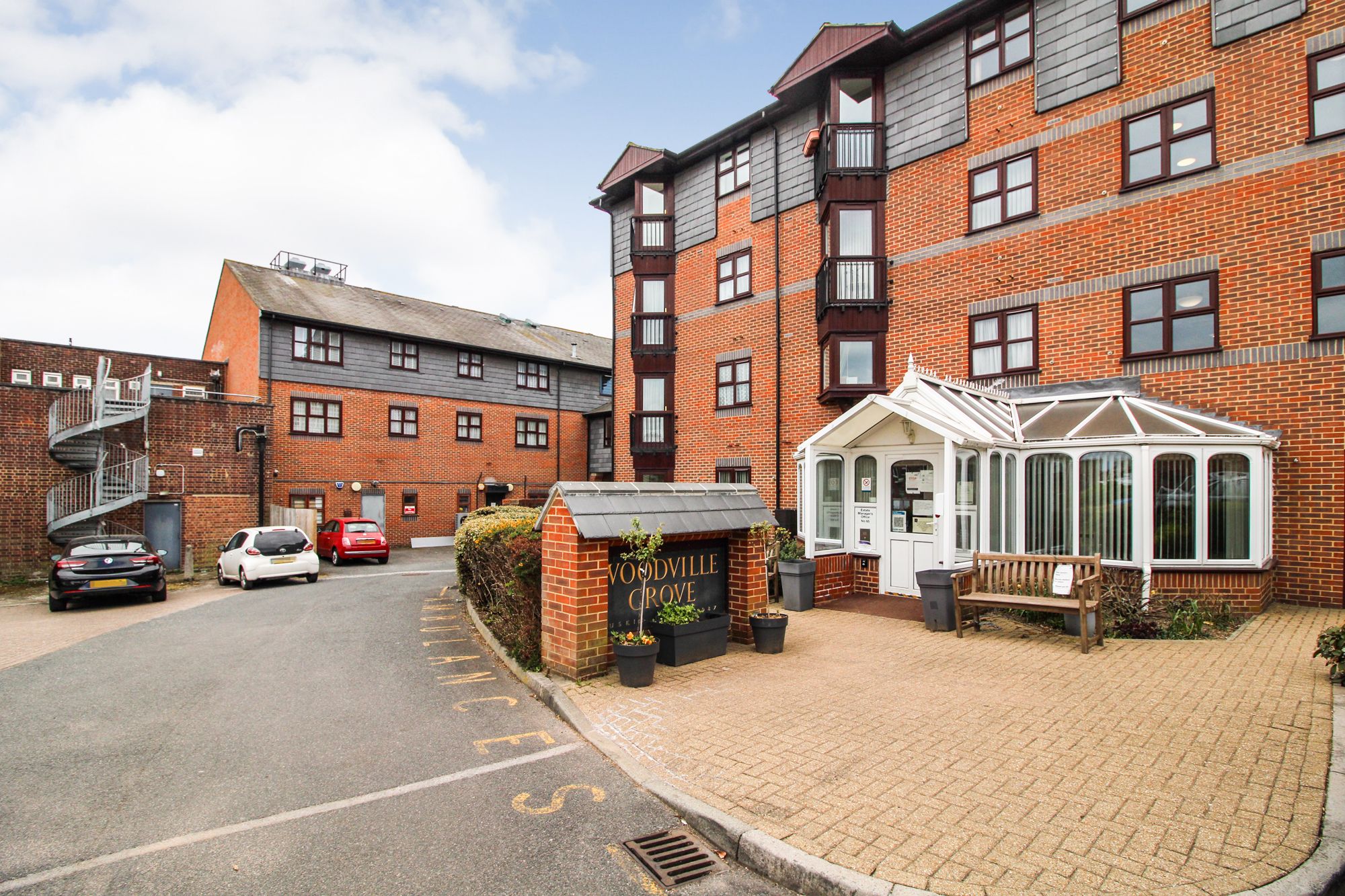 1 bed detached house for sale in Woodville Grove, Welling DA16 Zoopla