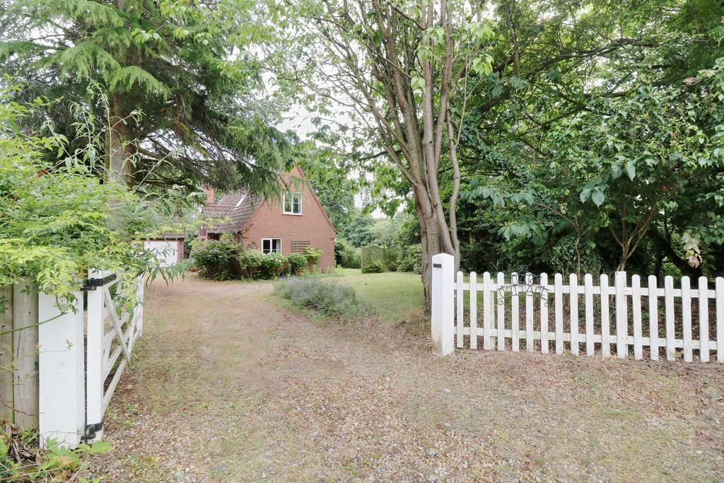 4 bed detached house for sale in Nursery Lane, South Wootton, King's