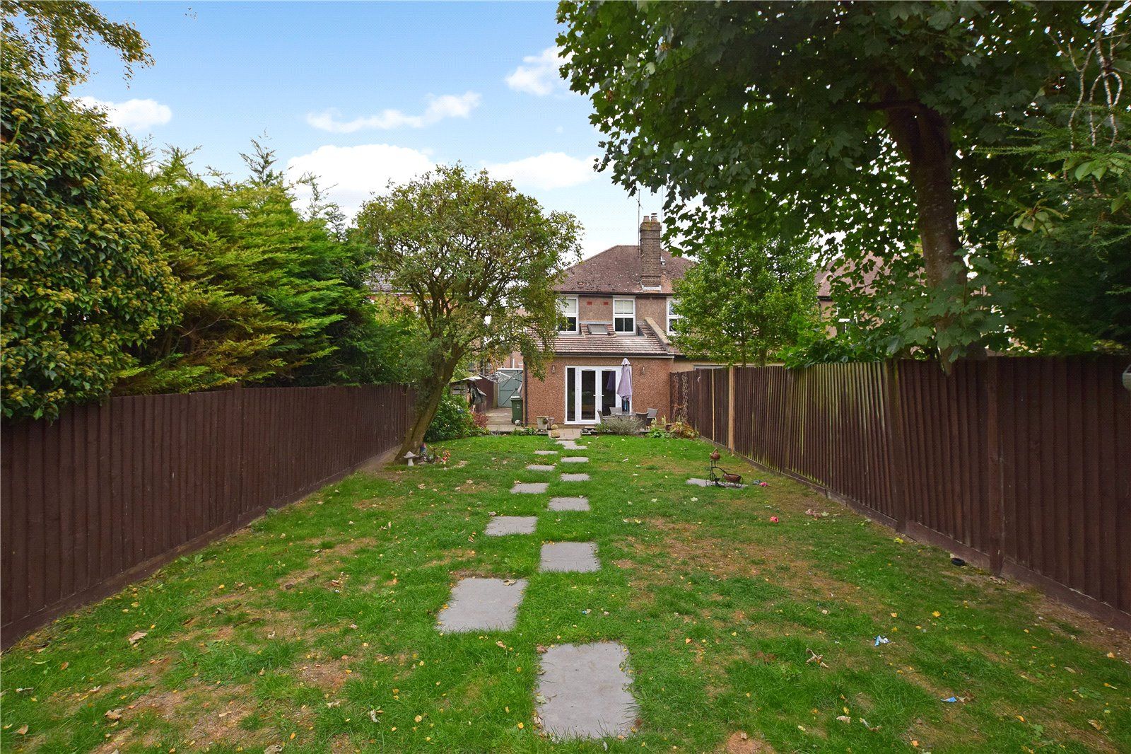 3 bed semidetached house for sale in Downs Road, Dunstable