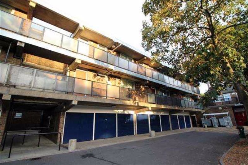 Prague Place, London SW2