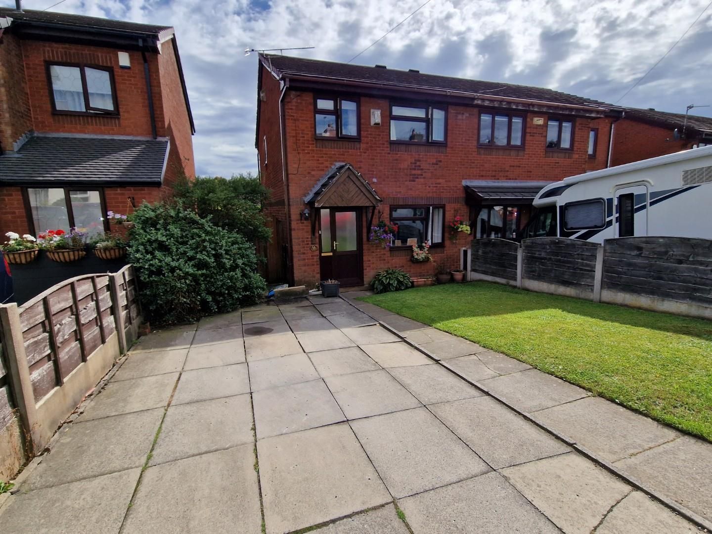 3 bed semidetached house for sale in Bedford Street, Chesham, Bury South Facing Garden BL9