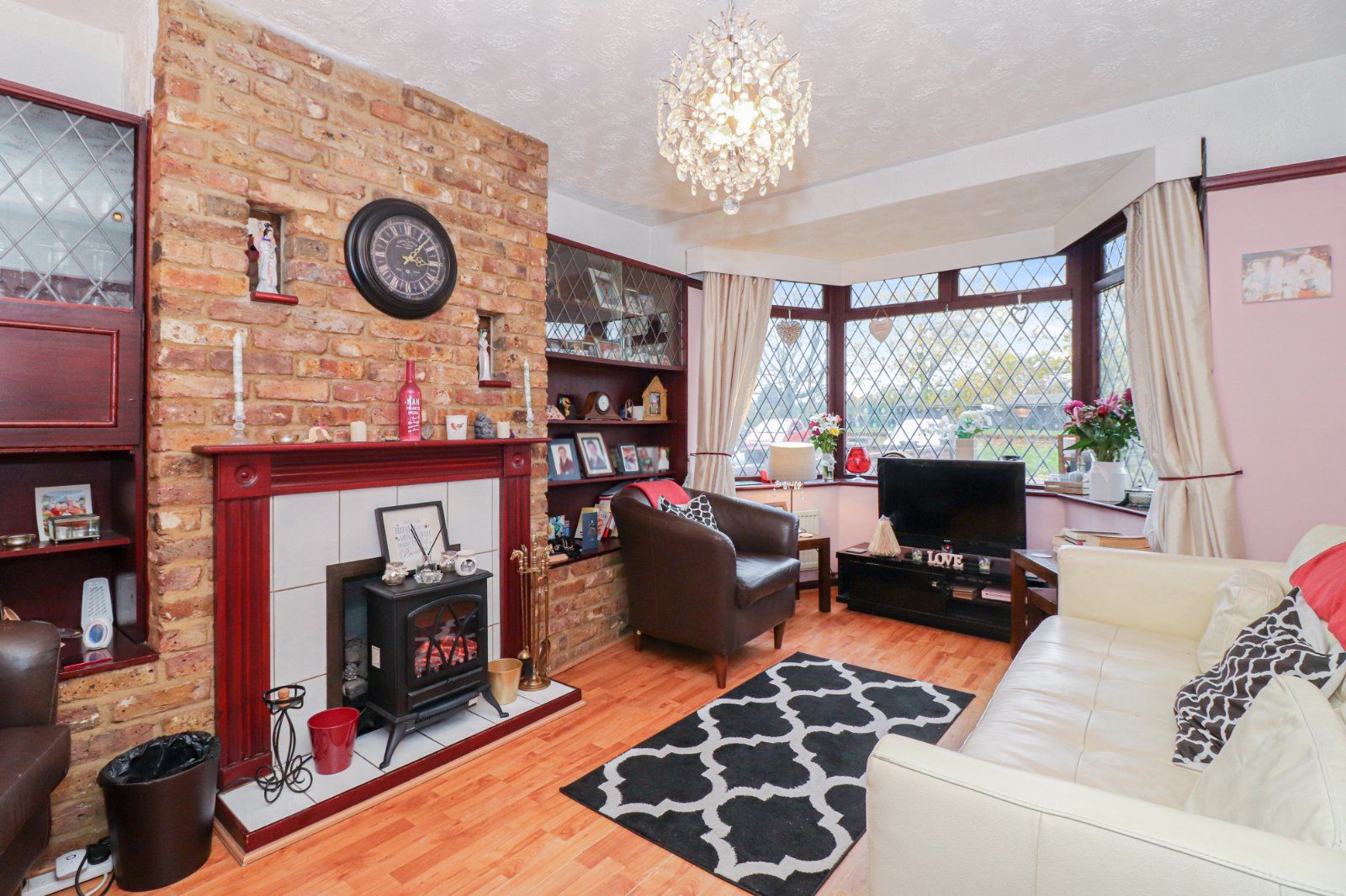 2 bed end terrace house for sale in South Way, Abbots Langley WD5 Zoopla