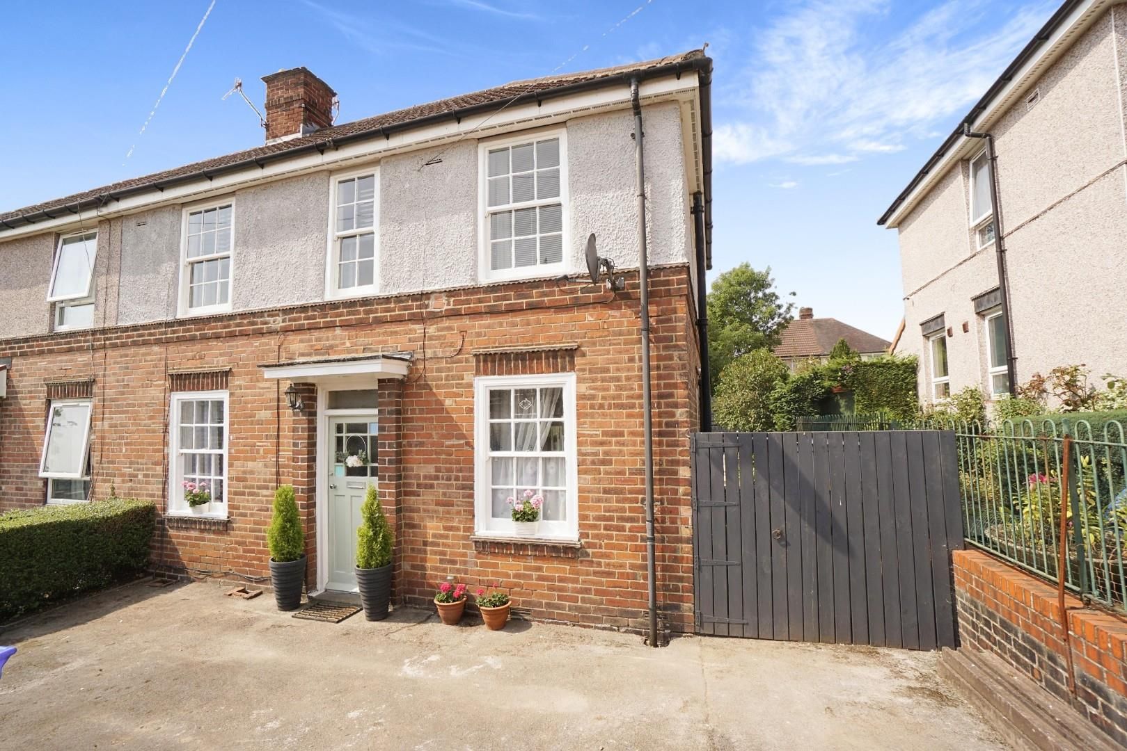 3 bed semidetached house for sale in Cox Road, Wisewood, Sheffield S6