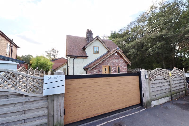 3 bed detached house for sale in Manchester Road, Swinton, Manchester