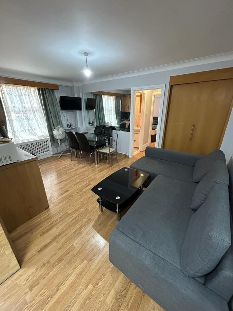 2 bed flat to rent in Edgware Road, London W2 Zoopla