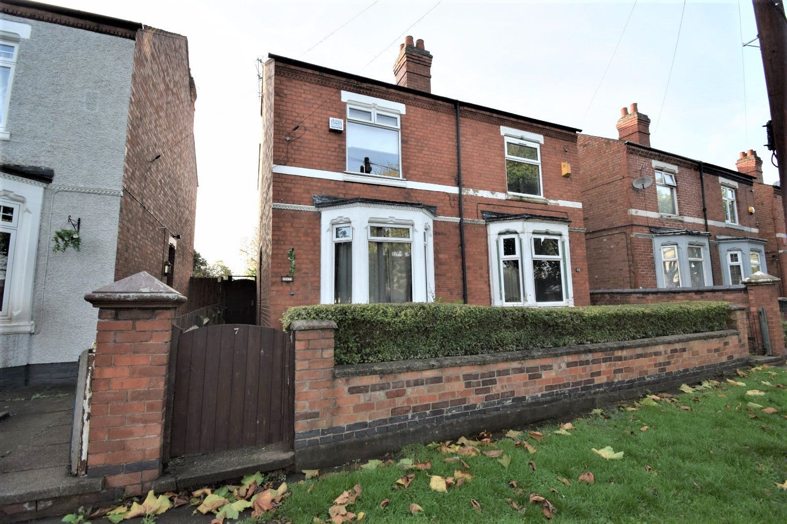 4 bed semidetached house for sale in Lythalls Lane, Holbrooks