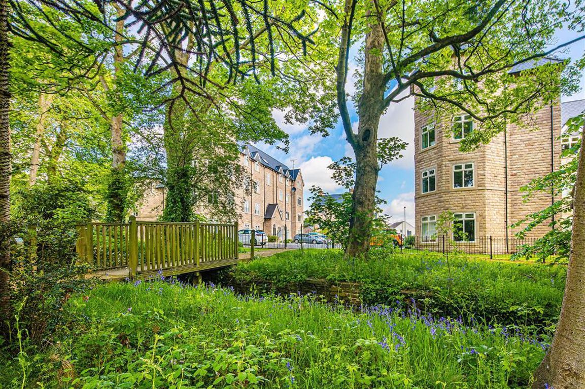 Apt 13, Wheata House, Crookes S10