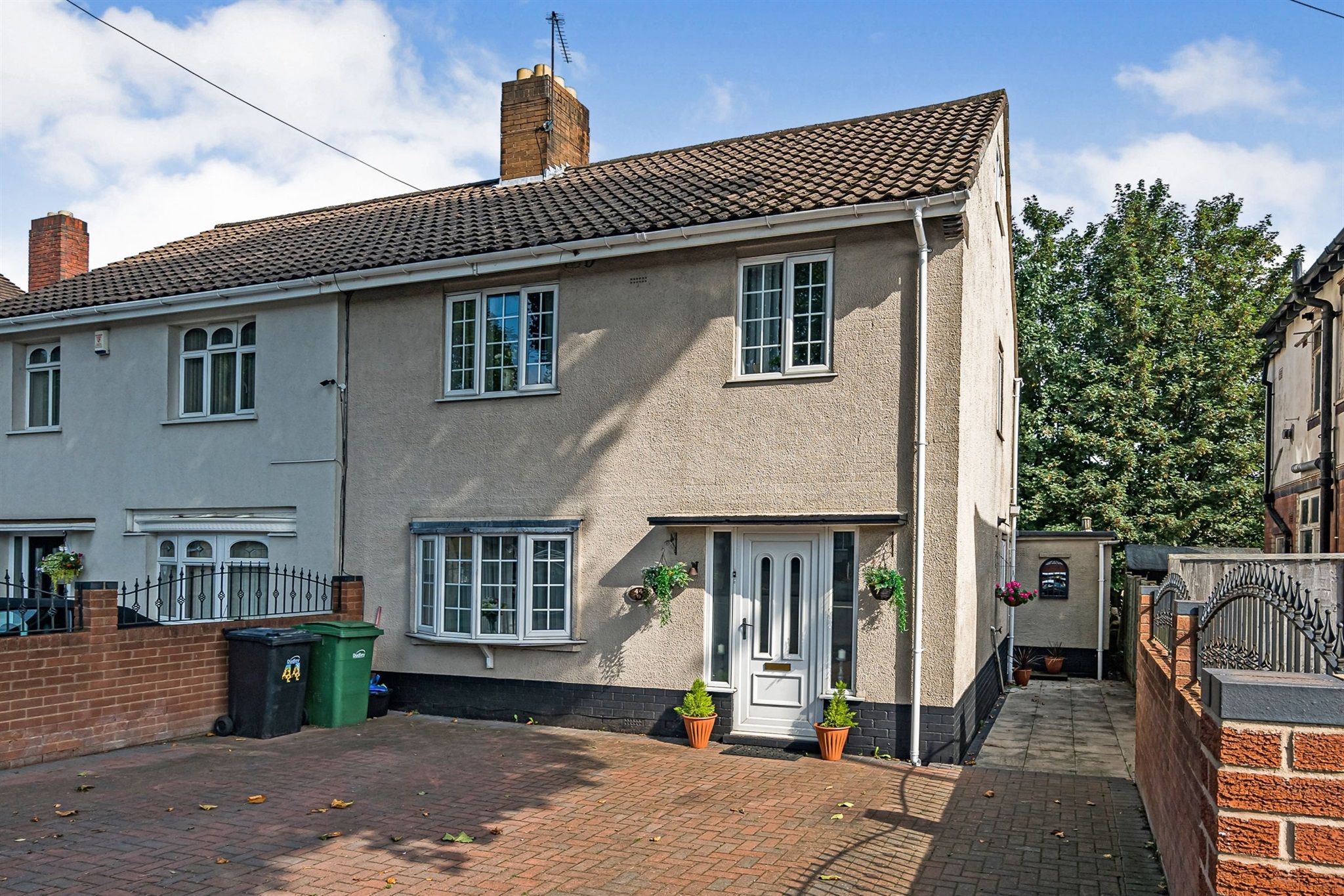3 bed semidetached house for sale in Priory Road, Dudley DY1 Zoopla