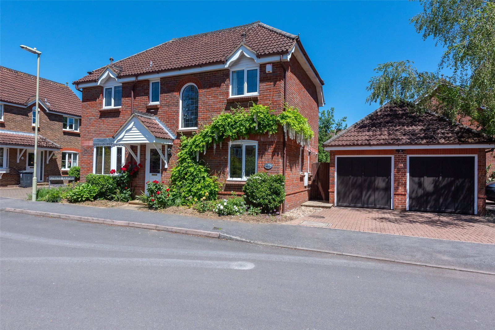 4 bed detached house for sale in Strawberry Fields, Bramley, Tadley