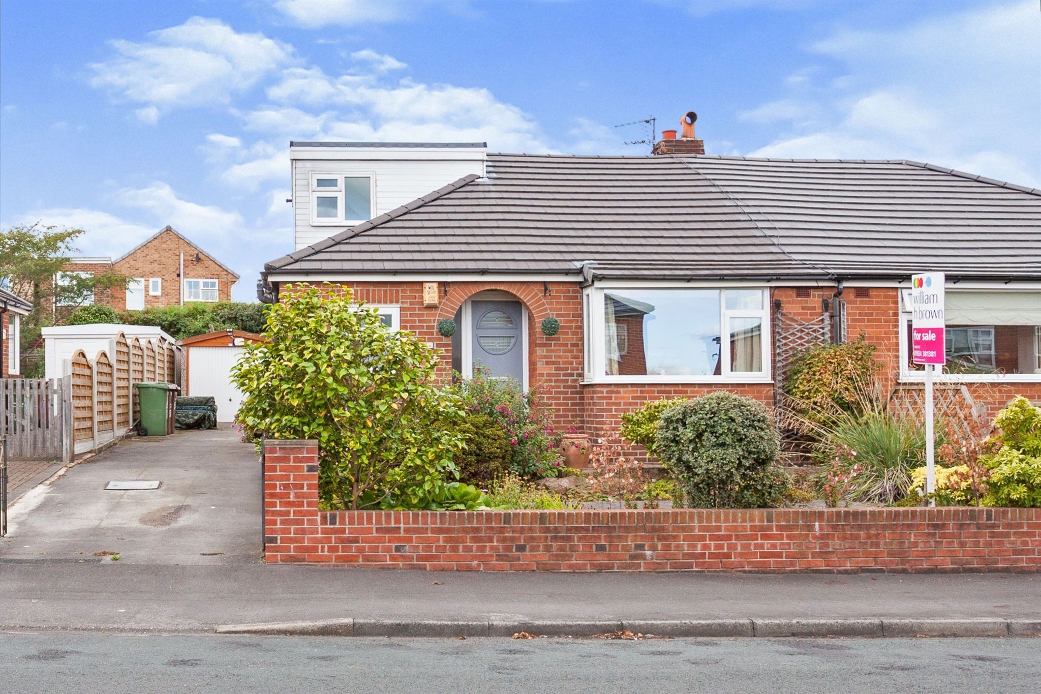 3 bed semidetached bungalow for sale in Gagewell Drive, Horbury