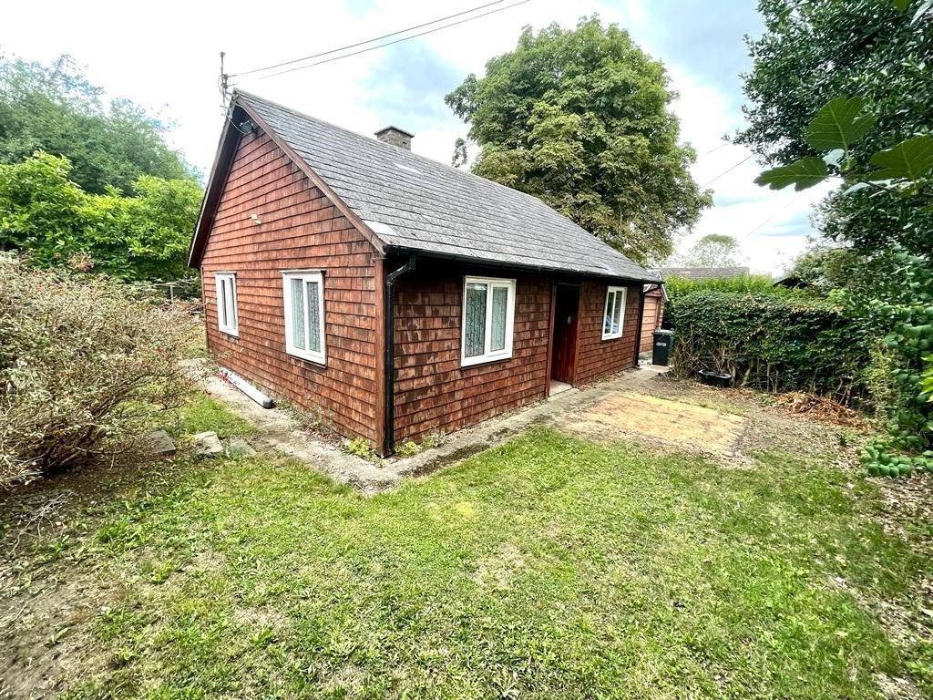 2 bed bungalow for sale in Frumetty Lane, Alconbury, Huntingdon PE28
