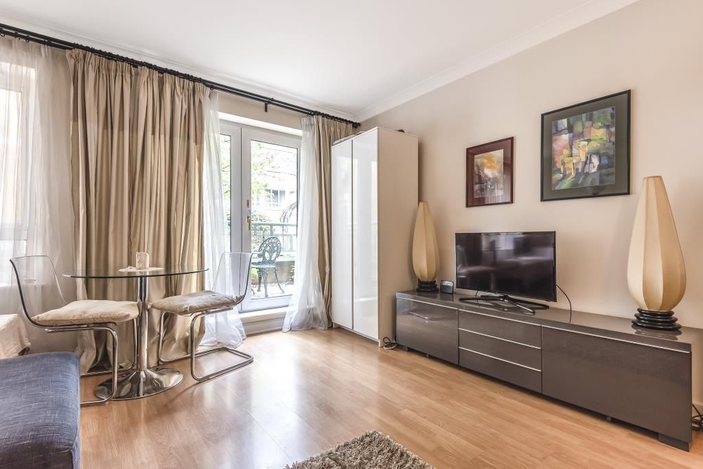 Hunter Lodge, London W9  