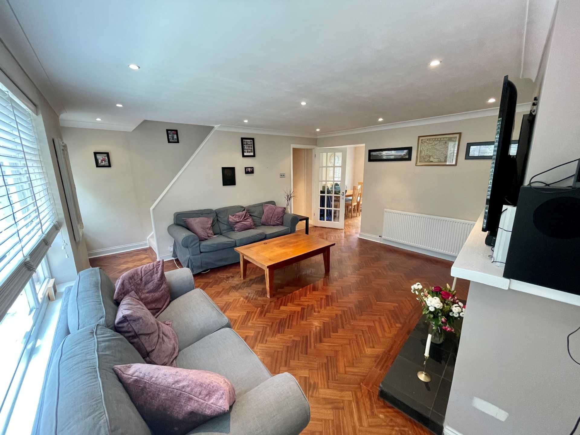 2 bed to rent in Park Road, Banstead SM7 Zoopla