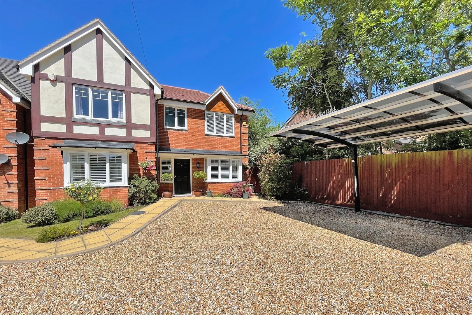 Billingbear Park, Billingbear Lane, Wokingham RG40  