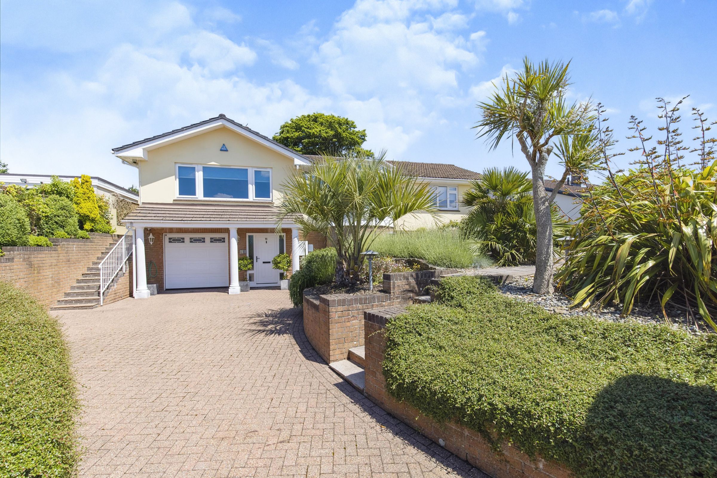 4 bed bungalow for sale in Bramley Park, Bodmin PL31 Zoopla