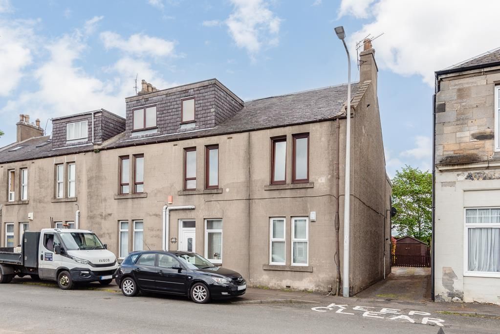 2 bed flat for sale in Station Road, Windygates, Leven KY8 Zoopla