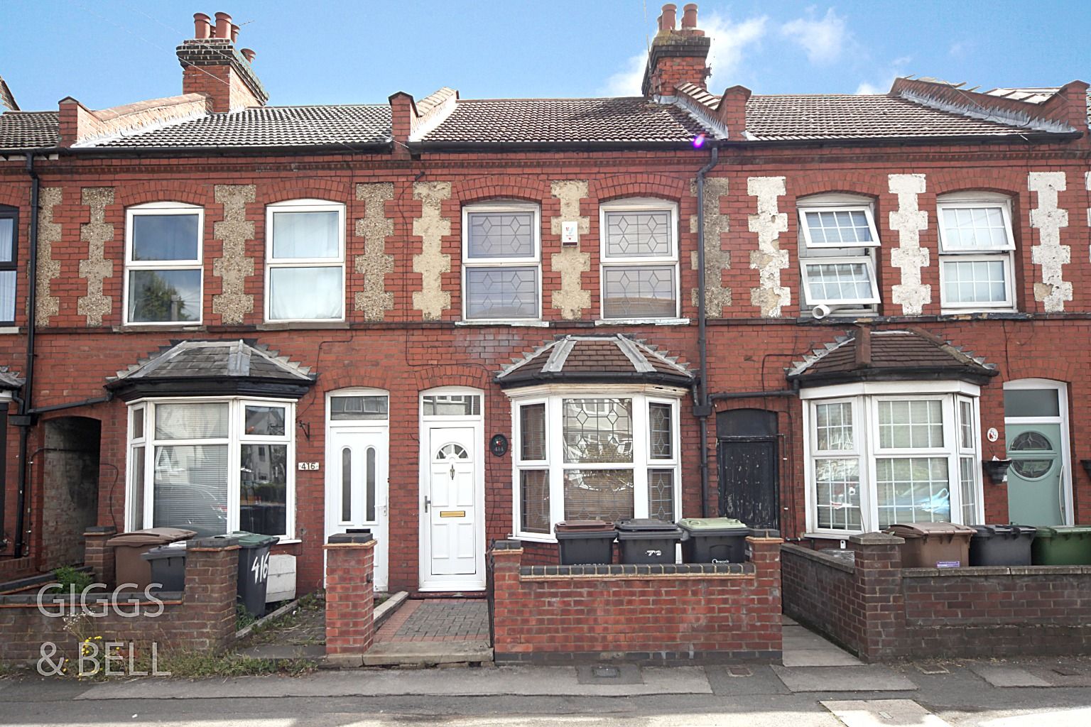 2 bed terraced house for sale in Hitchin Road, Luton, Bedfordshire LU2