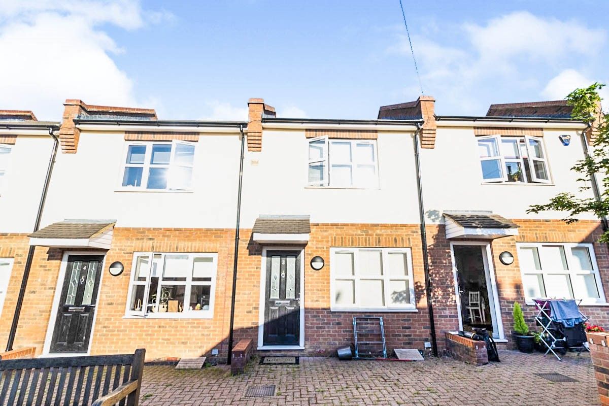 Albert Road, Luton LU1  