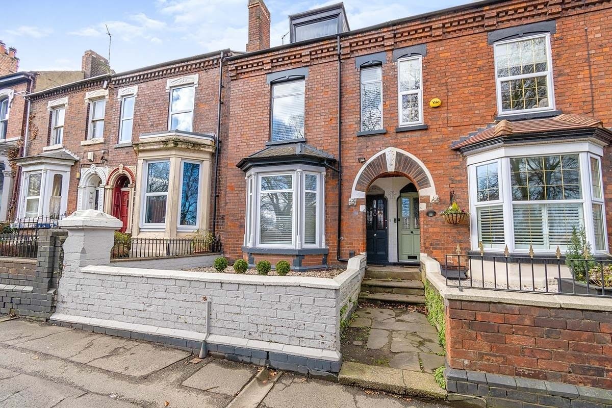 4 bed town house for sale in Wood Green Road, Wednesbury WS10 Zoopla