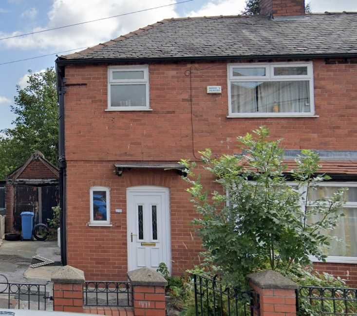 Rowood Avenue, Manchester M8  