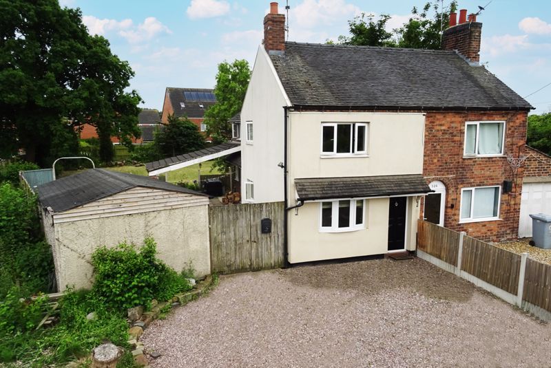 3 bed semidetached house for sale in Newcastle Road, Shavington, Crewe