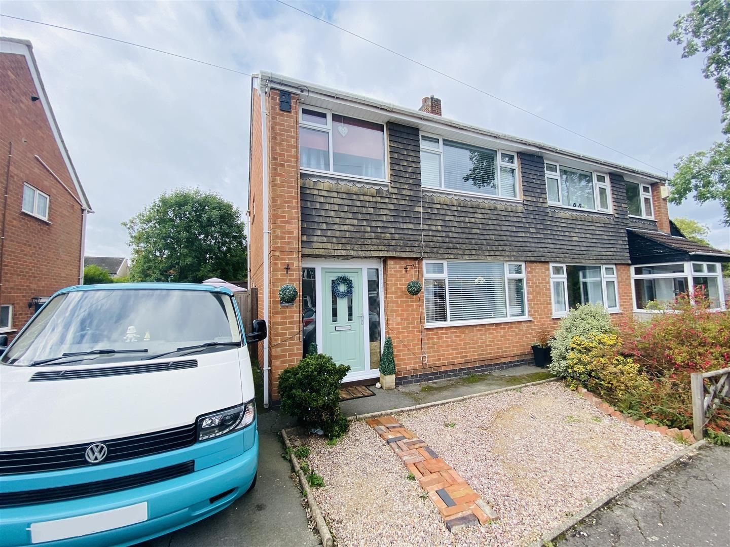 3 bed semidetached house for sale in Garfield Road, Hugglescote