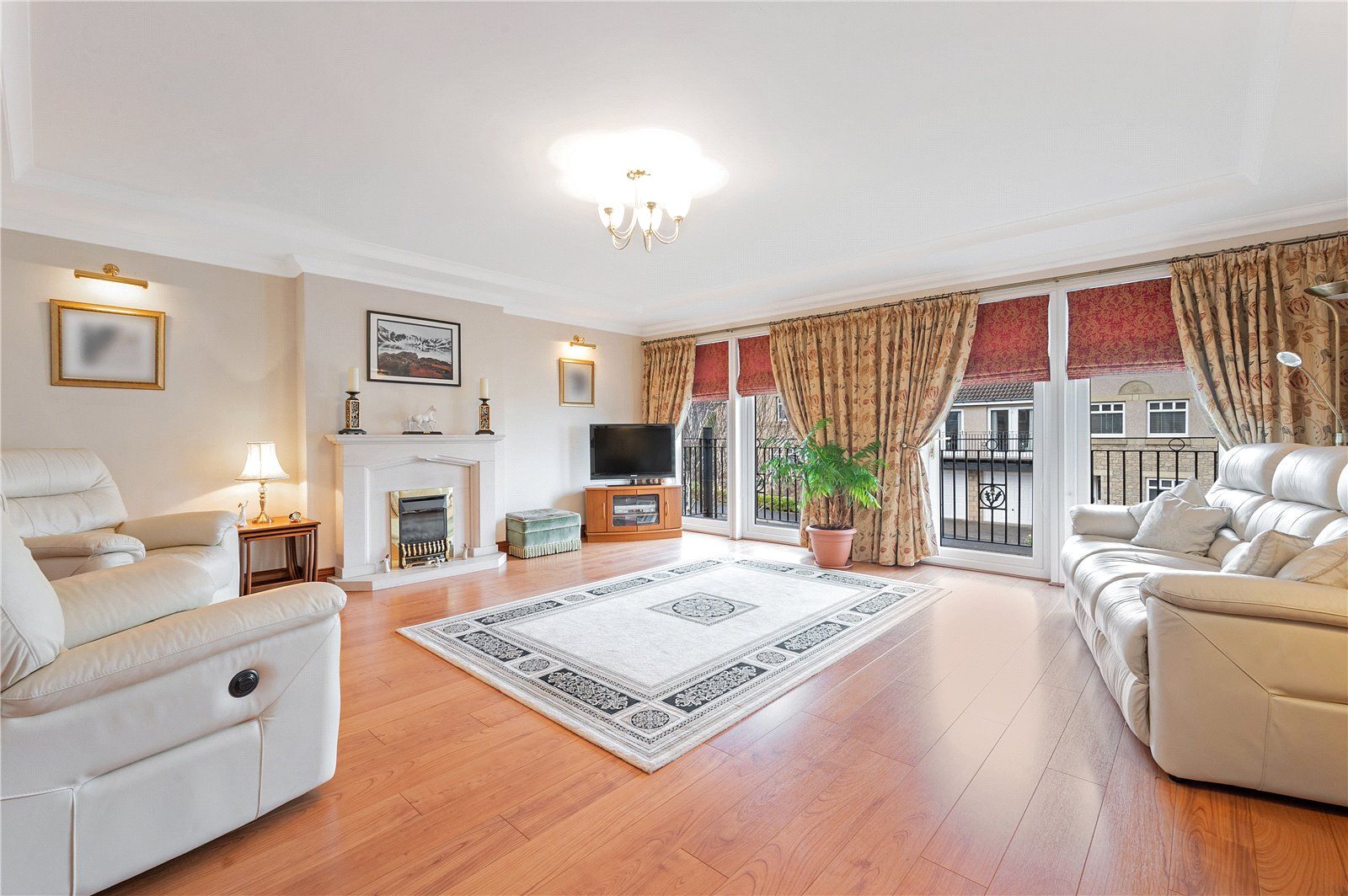 3 bed detached house for sale in West Vows Walk, Kirkcaldy KY1 Zoopla