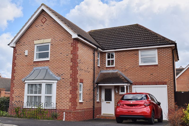 4 bed detached house for sale in Adwalton Close, Newark NG24 Zoopla