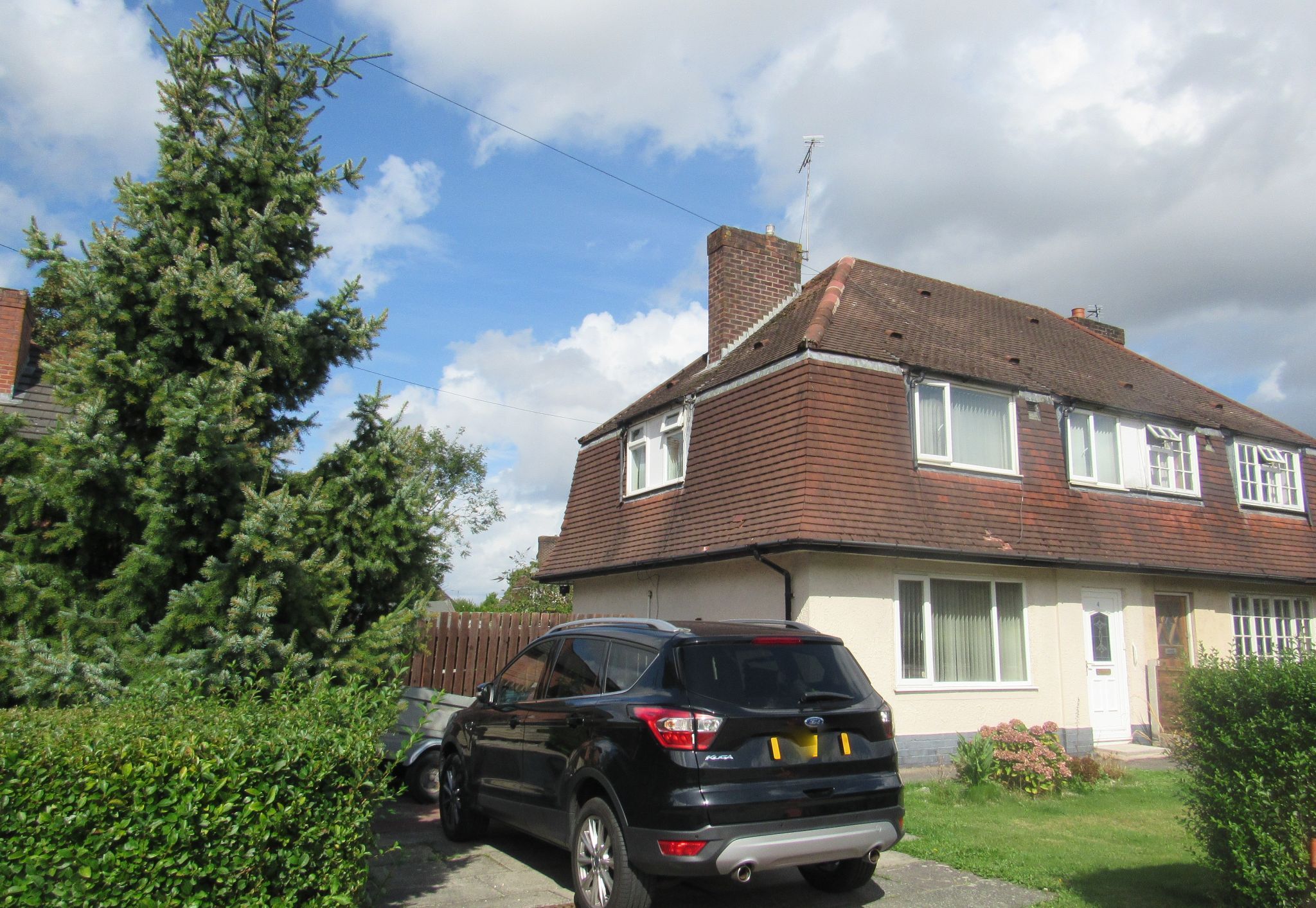 3 bed semidetached house for sale in Shevington Gardens, Manchester