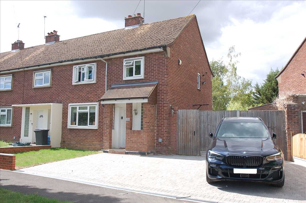 3 bed property for sale in Norfolk Drive, Broomfield, Chelmsford CM1