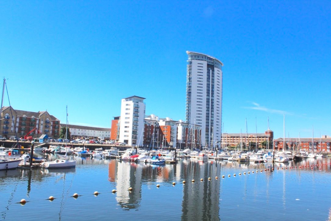 2 bed flat to rent in Trawler Road, Maritime Quarter, Swansea SA1 Zoopla