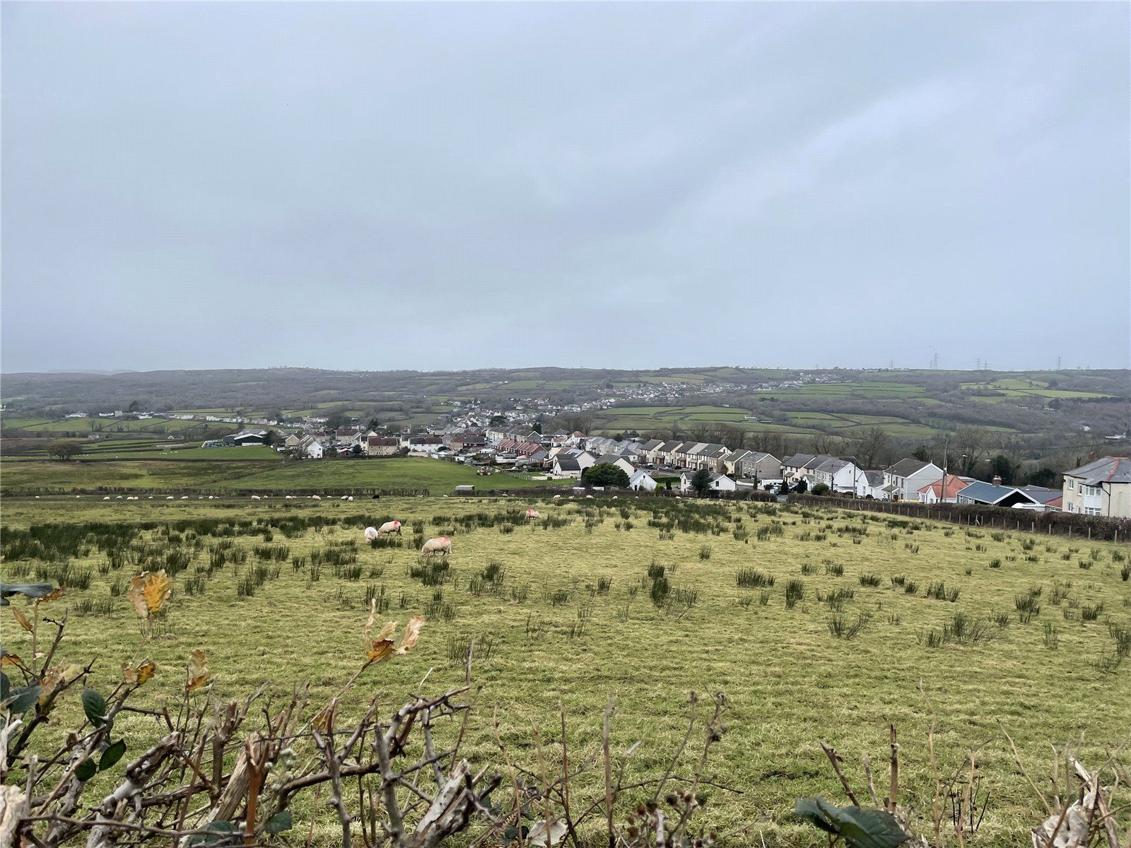 Property for sale in Heol Llanelli, Pontyates SA15 Zoopla