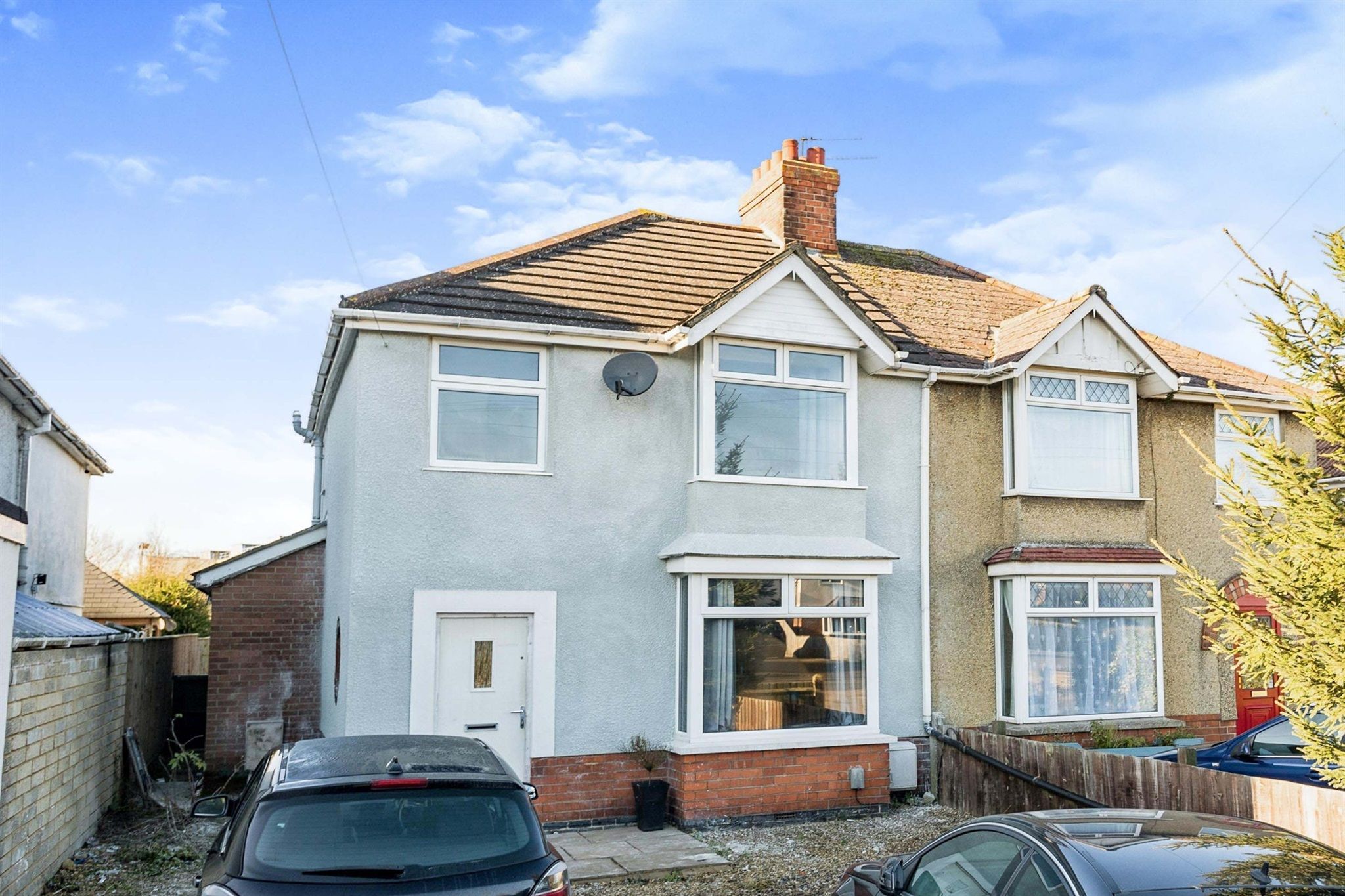 3 bed semidetached house for sale in Swindon Road, Stratton St