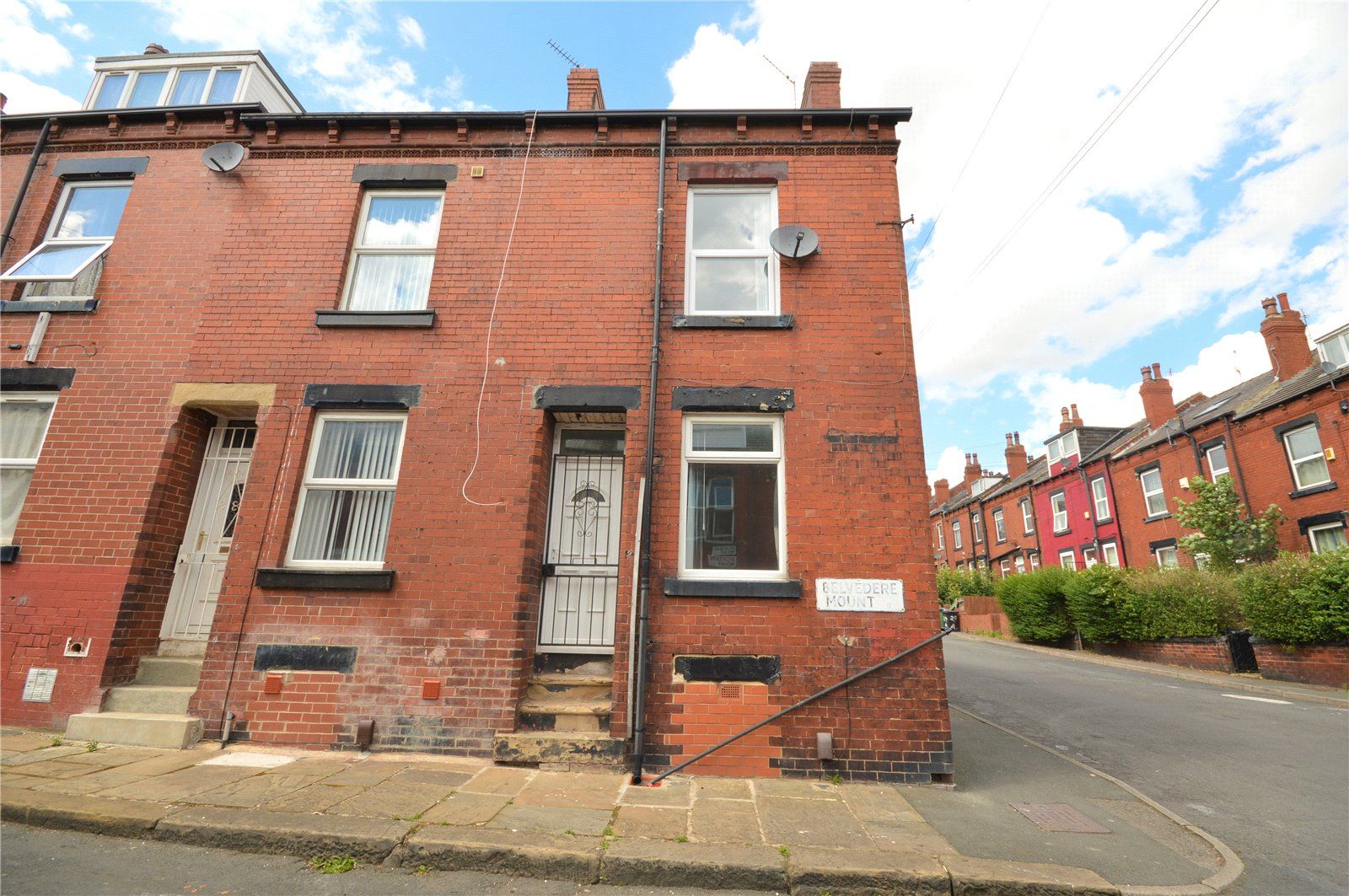 4 bed terraced house for sale in Belvedere Mount, Leeds, West Yorkshire