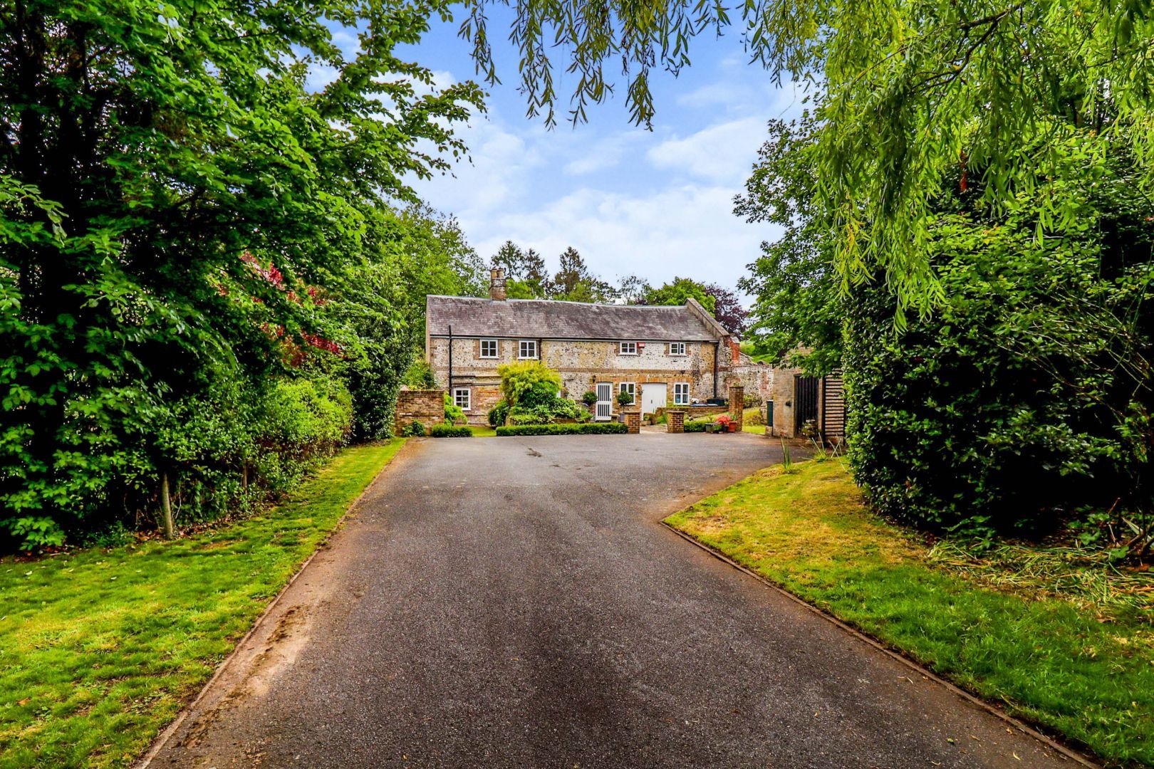 4 bed detached house for sale in Canterbury Road, Lydden, Dover CT15