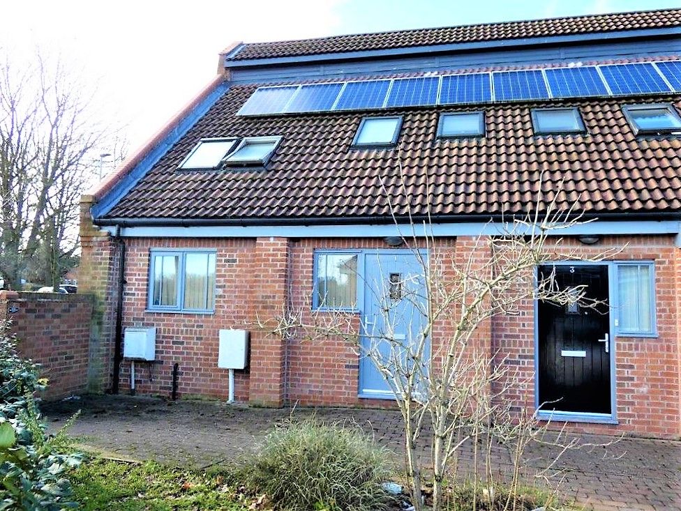 Sangha Close, Bradgate Heights, Leicester LE3  