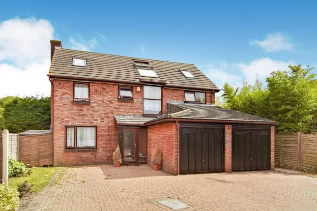 Crocus Close, Shirley, Croydon, Surrey CR0  