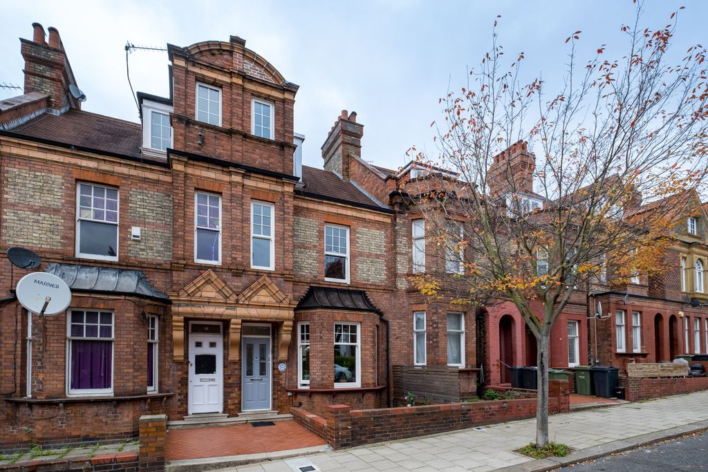 4 bed terraced house for sale in Amesbury Avenue, London SW2 Zoopla