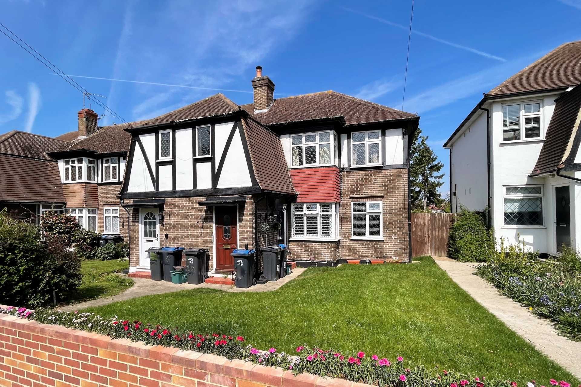 2 bed for sale in Tudor Drive, Morden SM4 Zoopla
