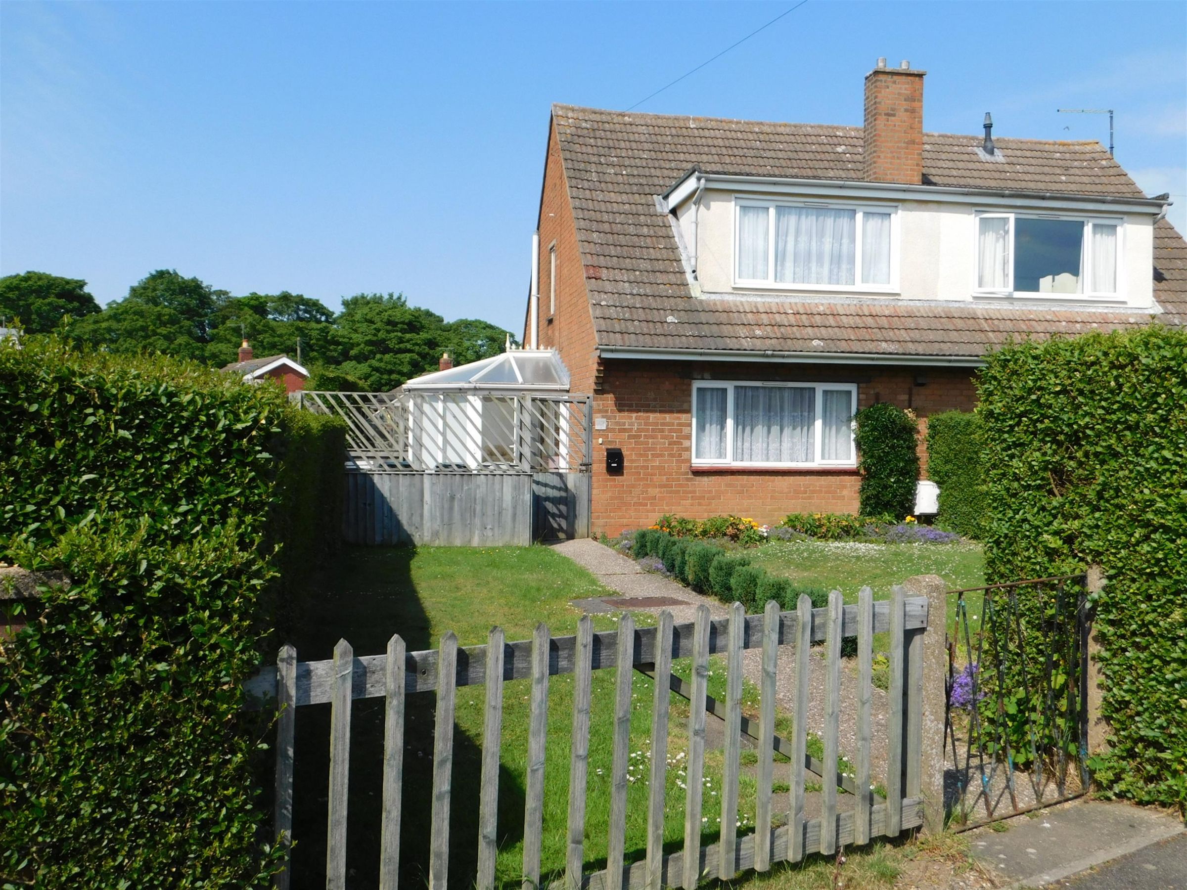 3 bed semidetached house for sale in Albany Close, Skegness PE25 Zoopla